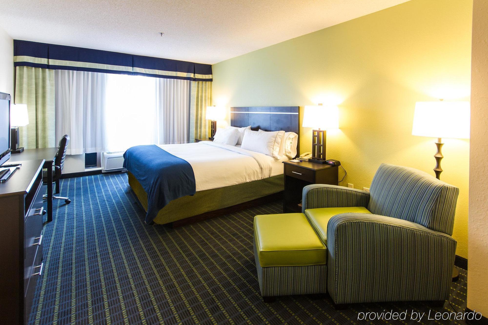 Holiday Inn Express Hotel & Suites Montgomery Boyd-Cooper Parkway By Ihg Bagian luar foto