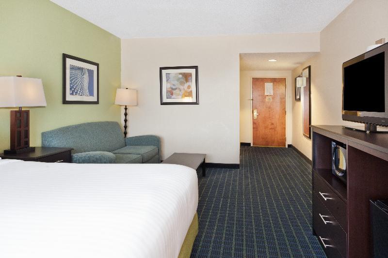 Holiday Inn Express Hotel & Suites Montgomery Boyd-Cooper Parkway By Ihg Bagian luar foto